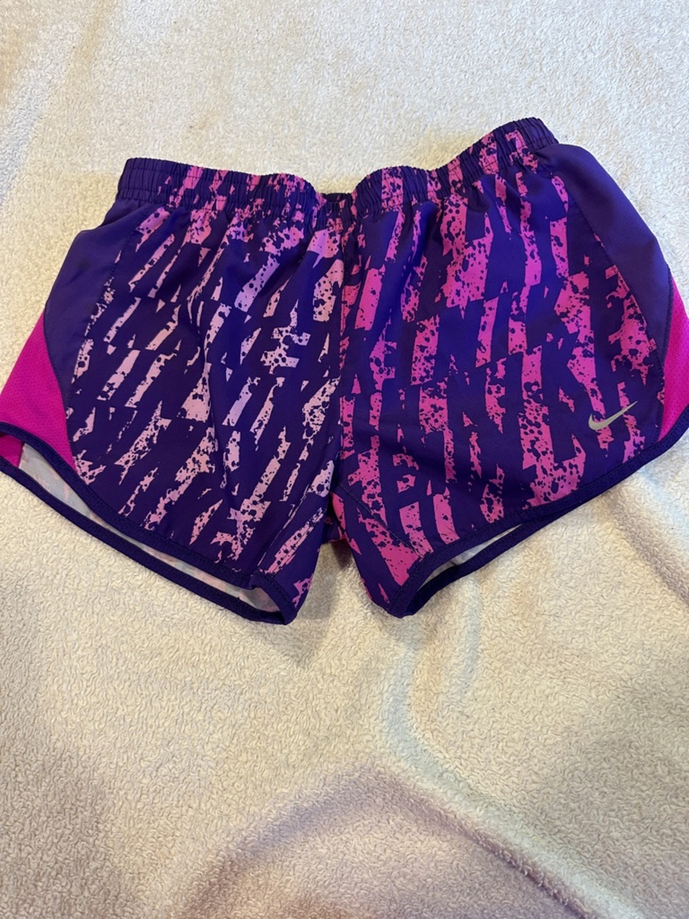 Girls - Purple & Pink Athletic Shorts size small ( read below 👇🏻)